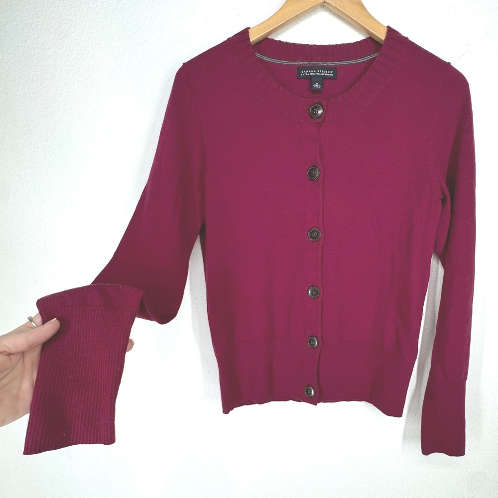 Banana Republic Italian Merino Wool Cardigan Sweater Size M Lightweight Layering